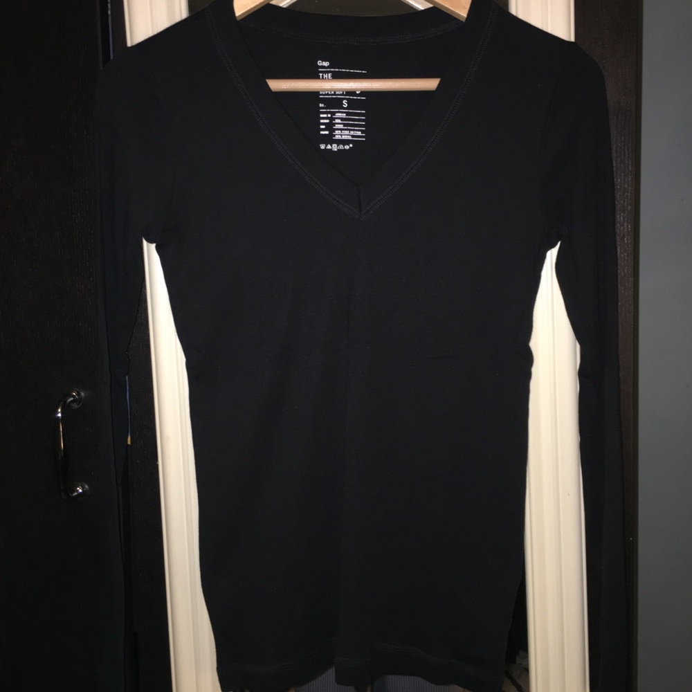 Long sleeve size small gap shirt